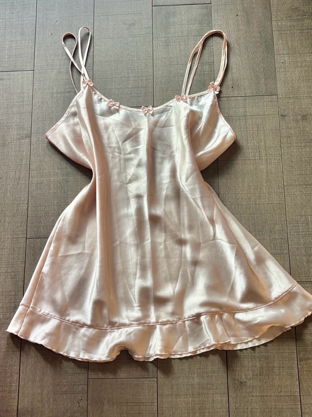 ❤️‍🔥5/$25❤️‍🔥Vintage Blush Pink Chemise Slip with Bows